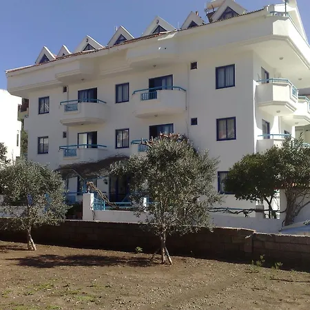 Lägenhetshotell Blue Paradise Apart 3*