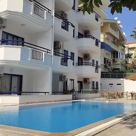 Blue Paradise Apart Apartahotel 3*