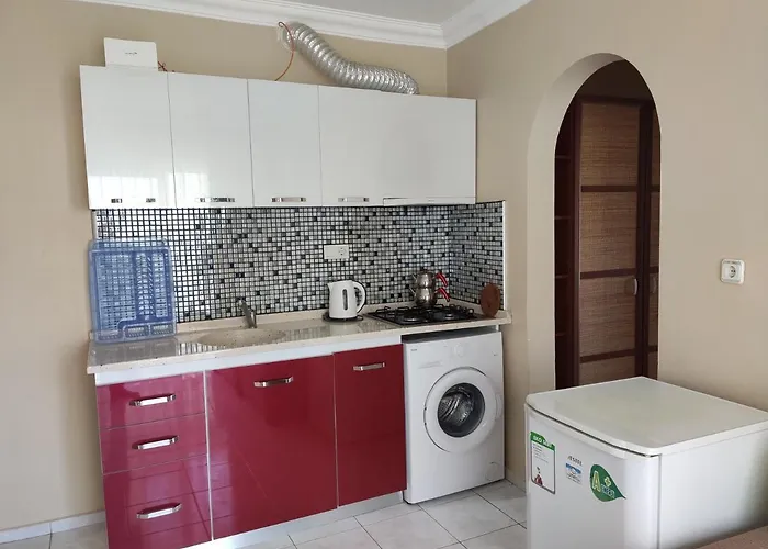 Blue Paradise Apart 3* 말마리스