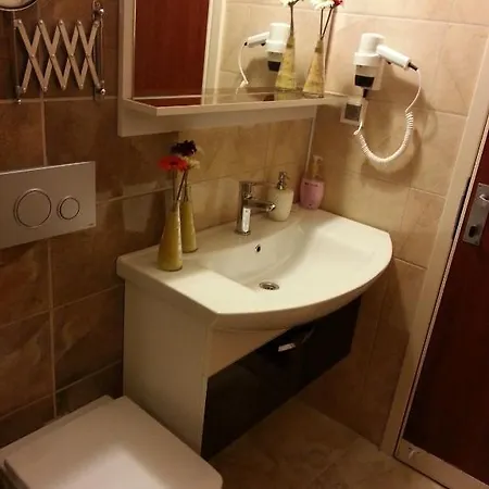 公寓式酒店 蓝色天堂阿帕特酒店 3*