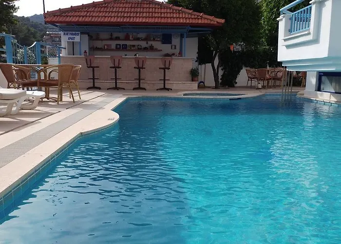 Blue Paradise Apart Aparthotel 3*